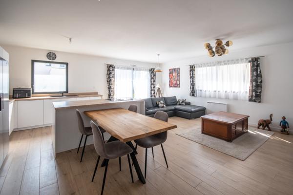 Située à 5/6 mn d'YFFINIAC, contemporaine de 2023