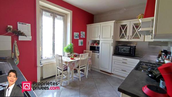 LE COTEAU (42120)  Maison 135 m² + dépendances, jardin et garage . Secteur recherché