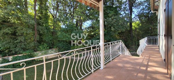 Maison familiale de 160 m2 env sur parcelle de 960 m2- Bouc Bel Air