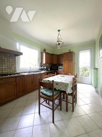 A VENDRE - REZE - Classier/Galarniere - Maison de Type NANTAISE d'env 106m² sur 1056m² de terrain.