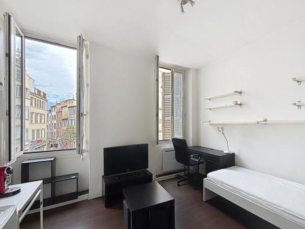 Studio meublé de 18 m² – Rue Estelle / Quartier Notre-Dame du Mont (Marseille 6e)