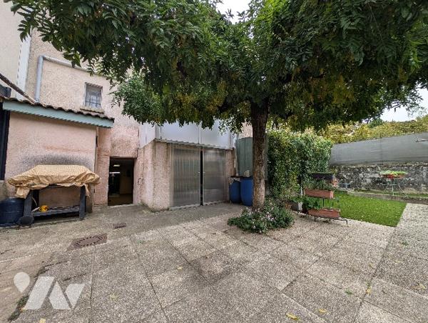 SAINT MARCEL LES VALENCE - Maison de ville T3, 81 m² avec jardin