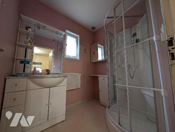 SAINT MARCEL LES VALENCE - Maison de ville T3, 81 m² avec jardin