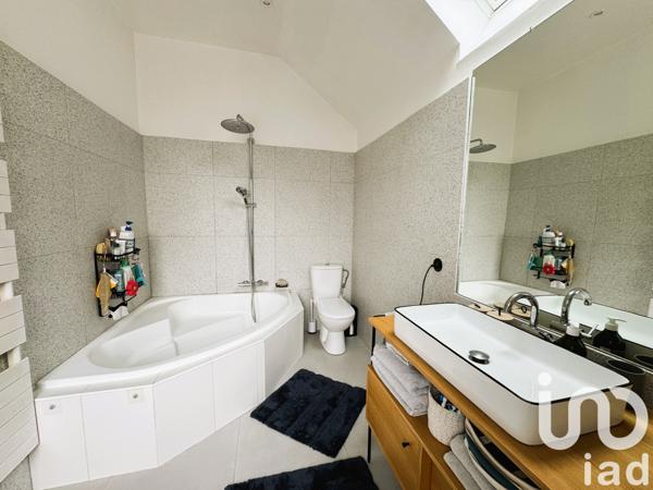 Maison à vendre 6 pièces 190 m² Neydens