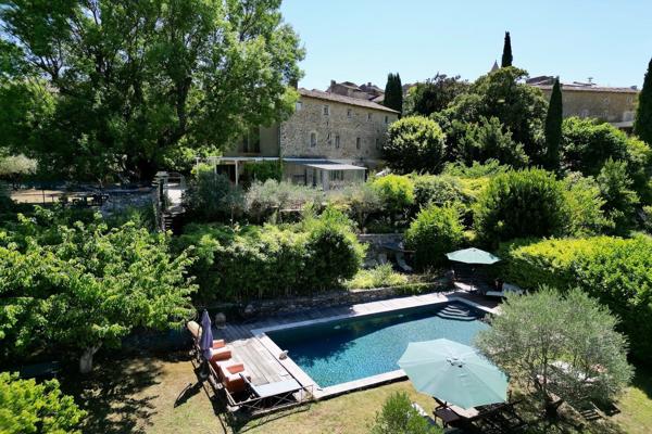 Vente Propriété de luxe Goudargues 11 Pièces 361 m²