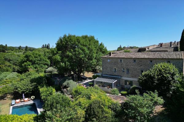 Vente Propriété de luxe Goudargues 11 Pièces 361 m²