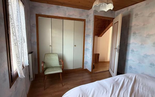 Maison à vendre    4 pièces •  Saint-Denis-en-Margeride