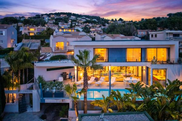 Vente Maison de luxe Bandol 7 Pièces 235 m²