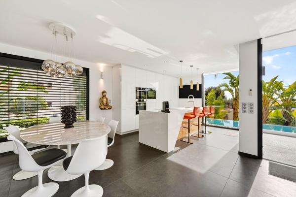 Vente Maison de luxe Bandol 7 Pièces 235 m²