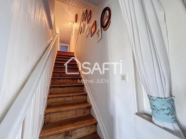 NARROSSE - MAISON EN VIAGER OCCUPE