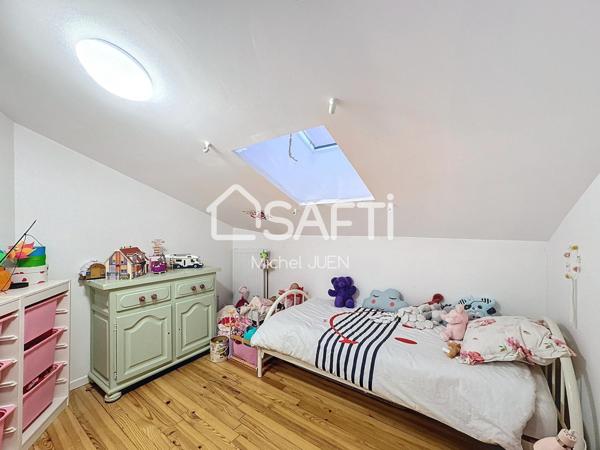 NARROSSE - MAISON EN VIAGER OCCUPE