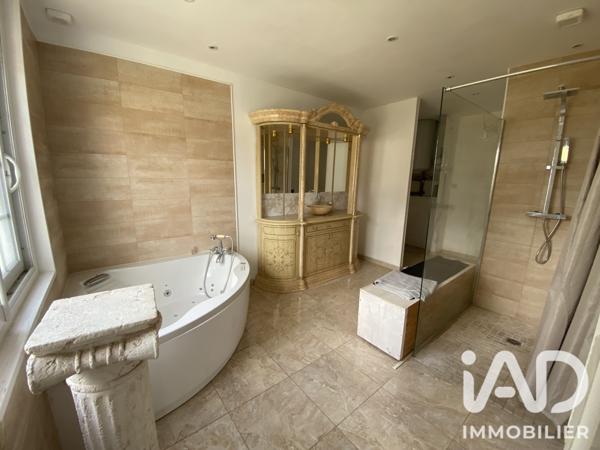 Maison à vendre 6 pièces 205 m² Fonsomme
