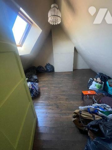 Située à Frévent, dans le département du Pas-de-Calais, cette maison est proposée à la vente au...