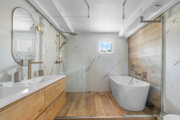 Vente Appartement de luxe Marseille 7 4 Pièces 103 m²