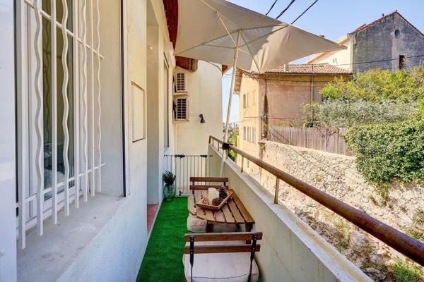 Vente Appartement de luxe Marseille 7 4 Pièces 103 m²