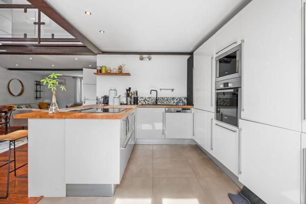 Vente Appartement de luxe Marseille 7 4 Pièces 103 m²