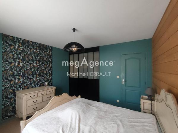 Maison à MONCE-EN-BELIN, 72230 - 8 pièces 169m²