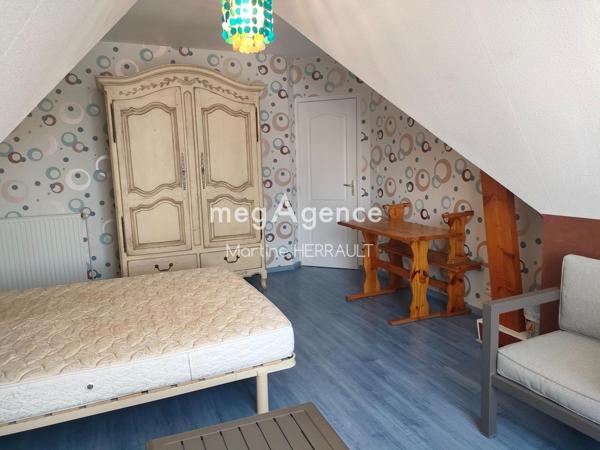 Maison à MONCE-EN-BELIN, 72230 - 8 pièces 169m²
