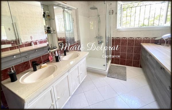 A vendre Carpentras - Maison familiale rénovée avec piscine et grarage 210m²