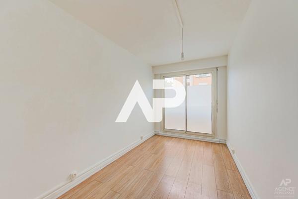 Appartement Rueil Malmaison 3 pièce(s) 55.87 m² 295 000 € **  - Référence  17164