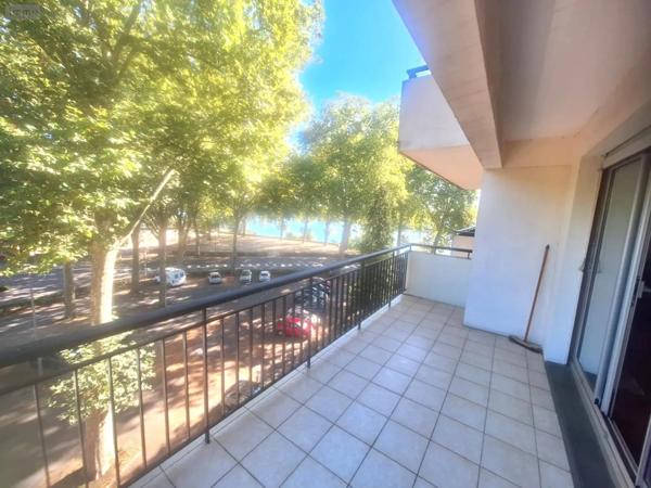 Location - Appartement Chalon-sur-Saône 71100 4 pièces 84 m 2