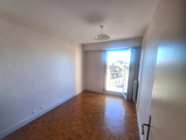 Location - Appartement Chalon-sur-Saône 71100 4 pièces 84 m 2