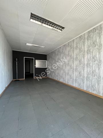 Idéal investisseurs : IMMEUBLE AVEC LOCAL COMMERCIAL ET APPARTEMENT