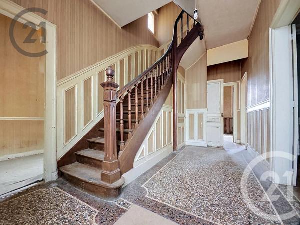 Maison à vendre  5 pièces - 122,88 m 2   SEZANNE  - 51