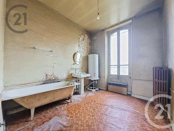 Maison à vendre  5 pièces - 122,88 m 2   SEZANNE  - 51