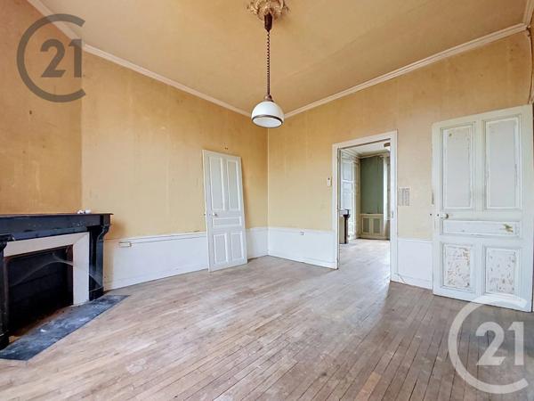 Maison à vendre  5 pièces - 122,88 m 2   SEZANNE  - 51