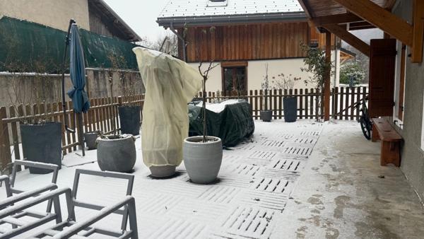 À vendre – Appartement rare 3 pièces avec grande terrasse privative à Alex (74290)