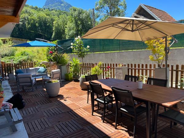 À vendre – Appartement rare 3 pièces avec grande terrasse privative à Alex (74290)