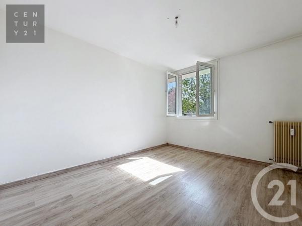 Appartement à vendre  2 pièces - 49,16 m 2   TROYES  - 10