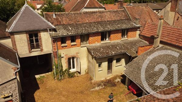 Maison à vendre  8 pièces - 160 m 2   PLEURS  - 51