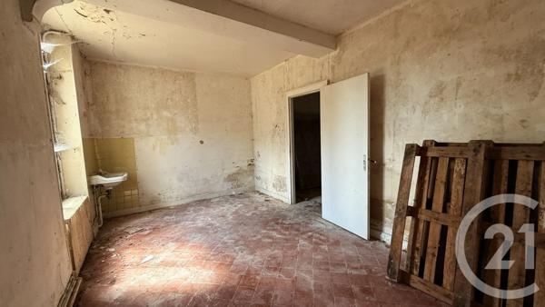 Maison à vendre  8 pièces - 160 m 2   PLEURS  - 51