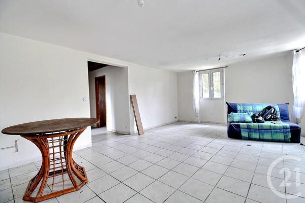 Maison à vendre  3 pièces - 140 m 2   ESTERNAY  - 51