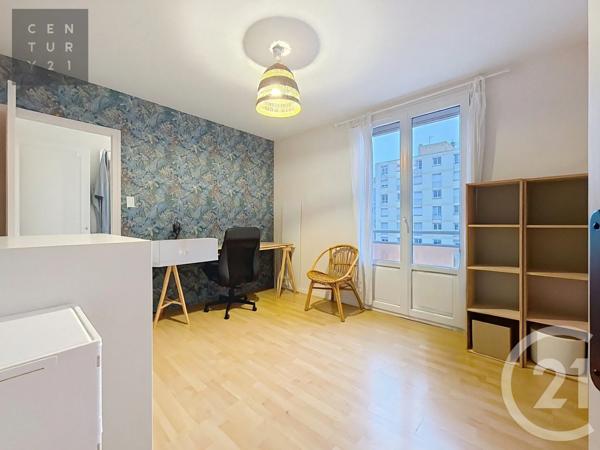 Appartement F4 à vendre  4 pièces - 75,90 m 2   TROYES  - 10