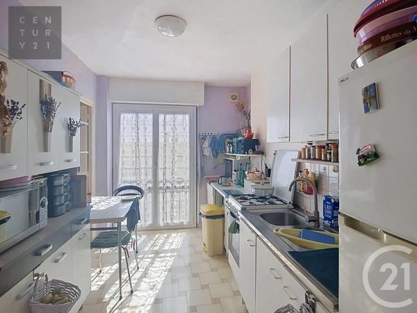 Appartement F4 à vendre  4 pièces - 75,90 m 2   TROYES  - 10