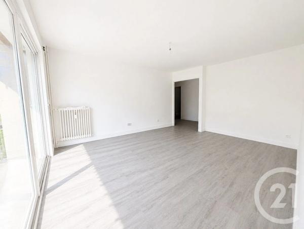 Appartement F5 à vendre  5 pièces - 101 m 2   CHALONS EN CHAMPAGNE  - 51