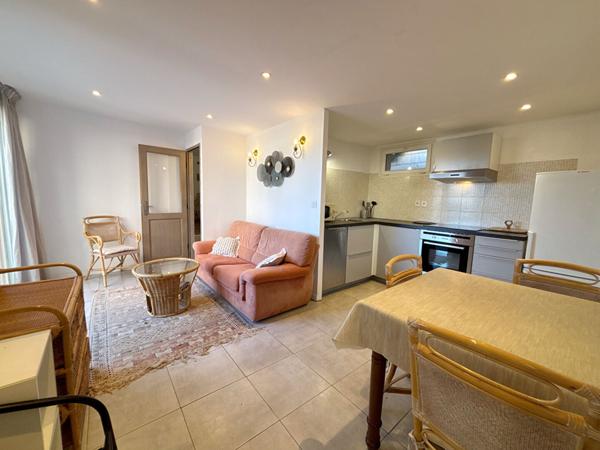 LA VALETTE-DU-VAR - Maison de type 4 - T2 indépendant - Garage