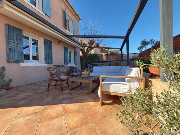 LA VALETTE-DU-VAR - Maison de type 4 - T2 indépendant - Garage