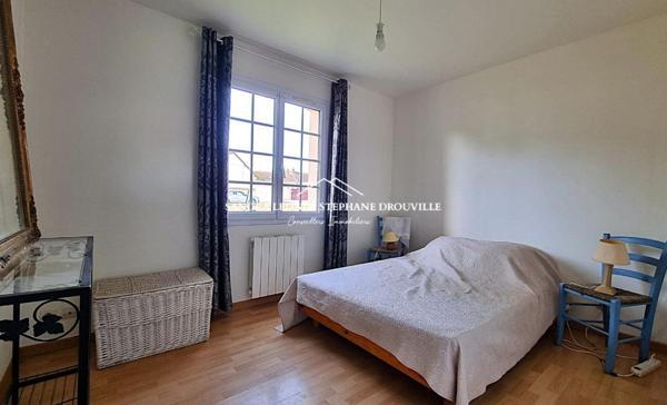 Proche JOUY et SAINT-PREST, Maison de 107 m², 6 pièces, 4 chambres. Ref annonce : 381057