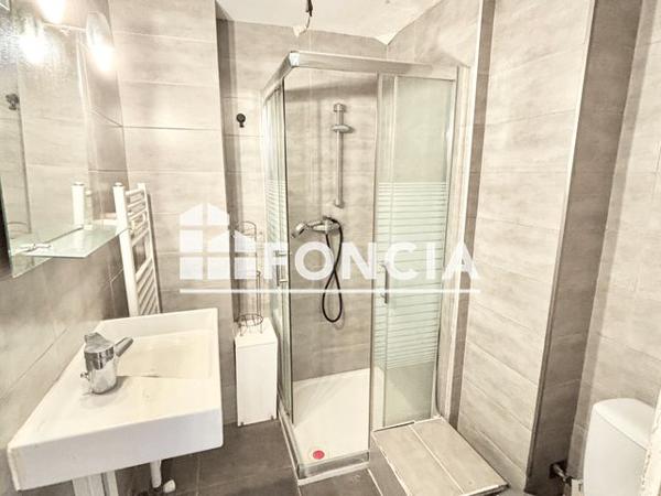 Location Appartement 4 pièces 62.7 m² - RUE SULLY Bourg Les Valence 26500