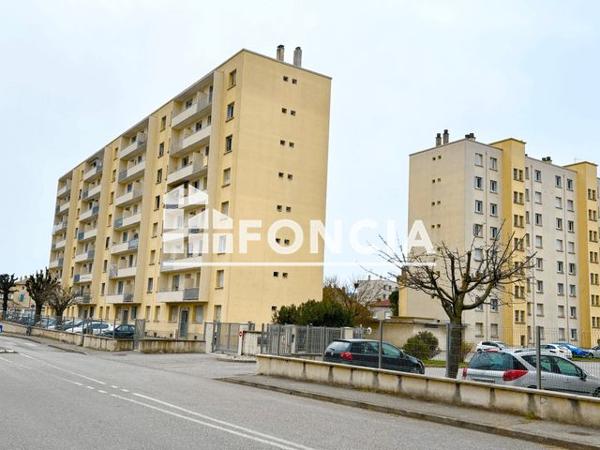 Location Appartement 4 pièces 62.7 m² - RUE SULLY Bourg Les Valence 26500
