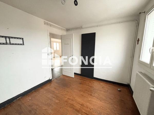 Location Appartement 4 pièces 62.7 m² - RUE SULLY Bourg Les Valence 26500