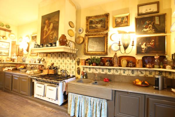 Aigues-Mortes (30220) Mas 2700 m2, parc 2HA, bassin 17/4, 15 chambres