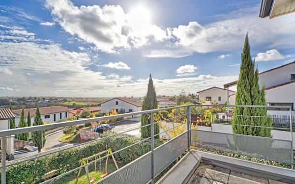 Maison à vendre    4 pièces •  Saint-Geniès-Bellevue