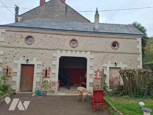 MAISON DE CARACTERE année de construction 1850  en parfait état