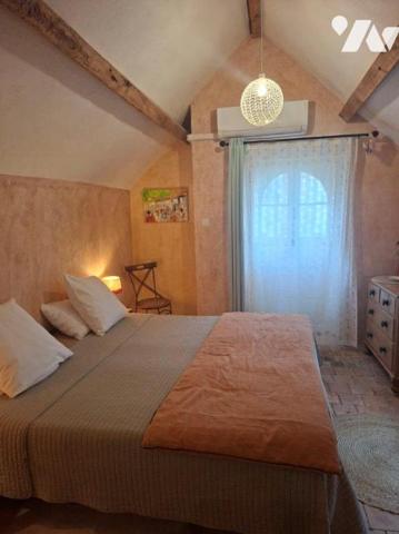 MAISON DE CARACTERE année de construction 1850  en parfait état