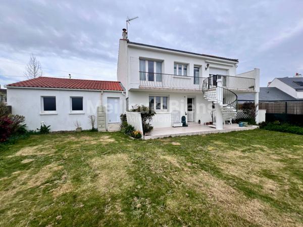 MAISON SACRE COEUR 4 CHAMBRES DOUBLE GARAGE